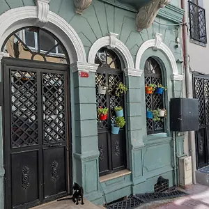 Otel Calanthe