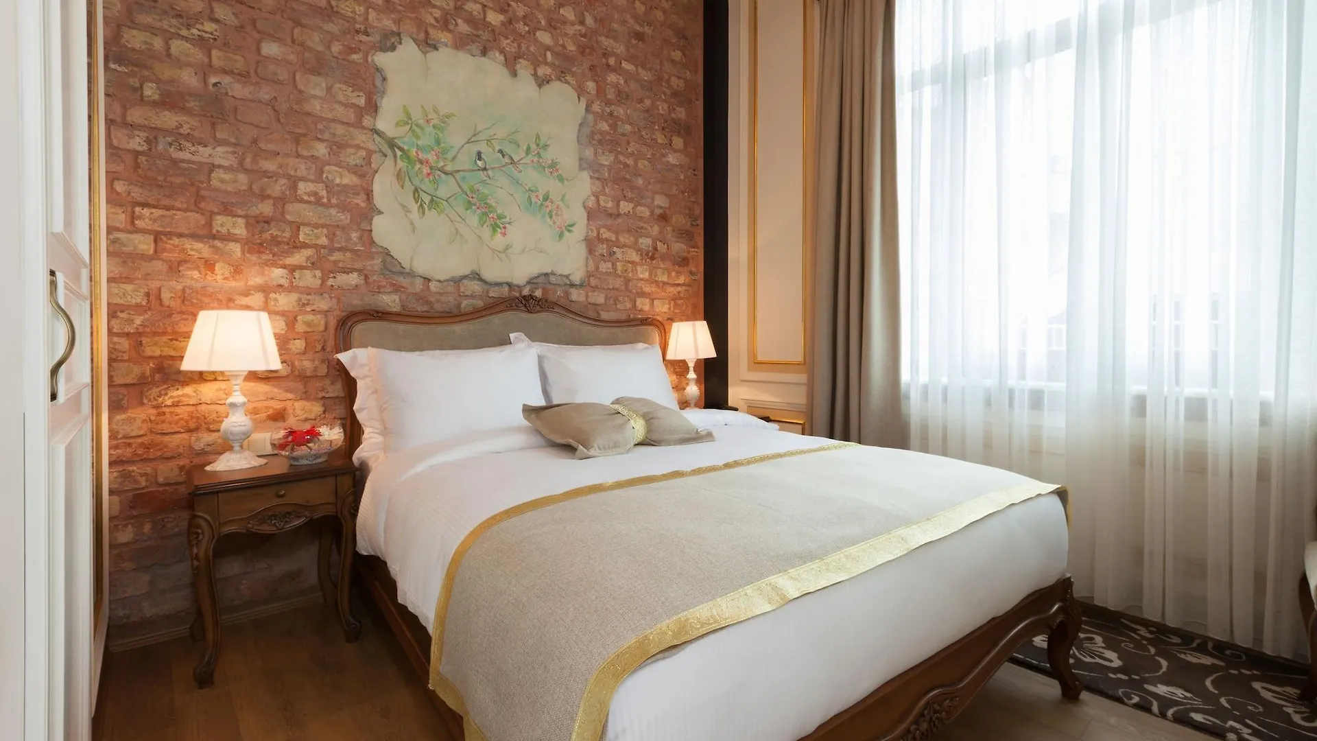 Hotel Pera Parma İstanbul
