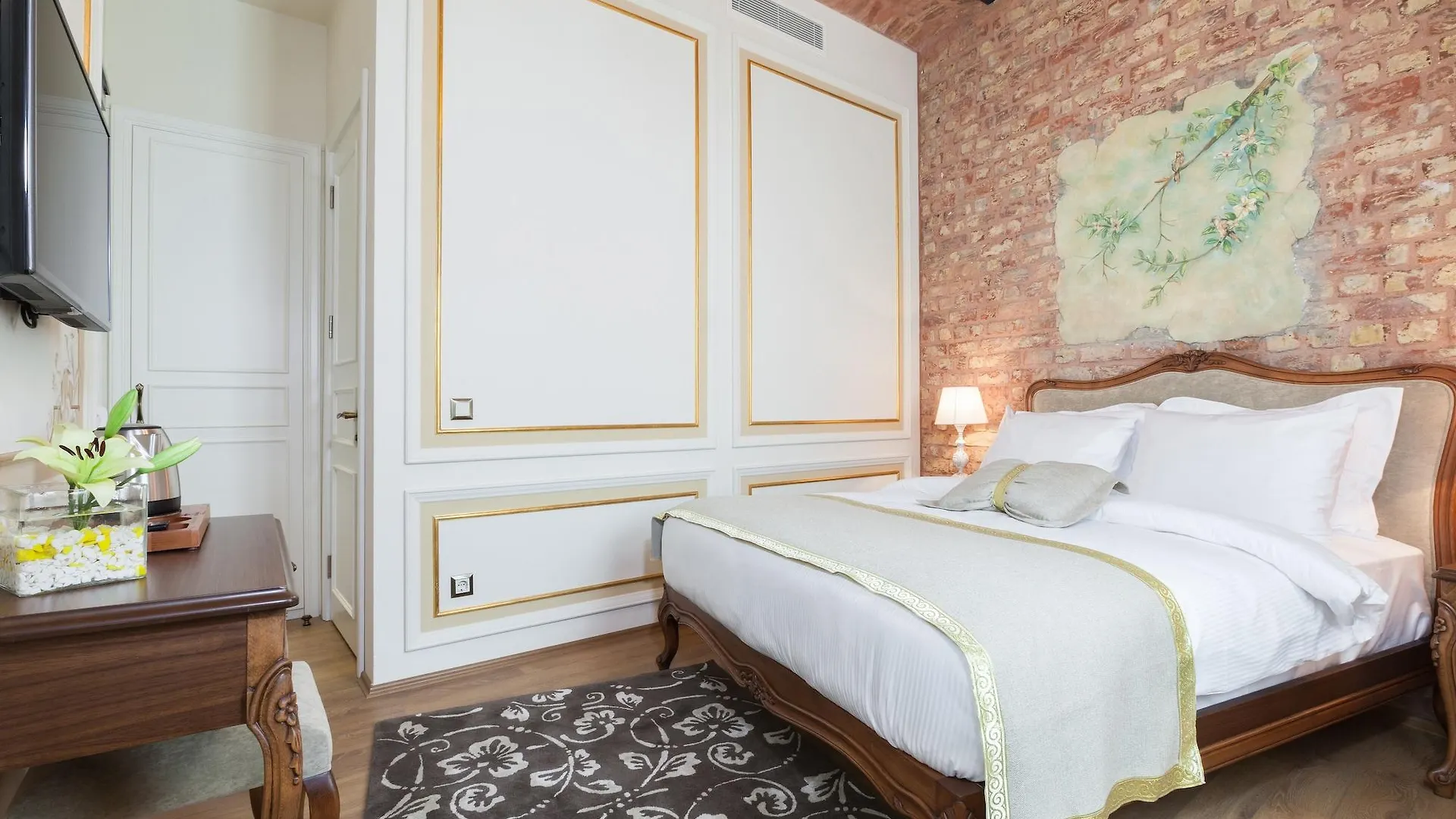 Hotel Pera Parma İstanbul 4*,