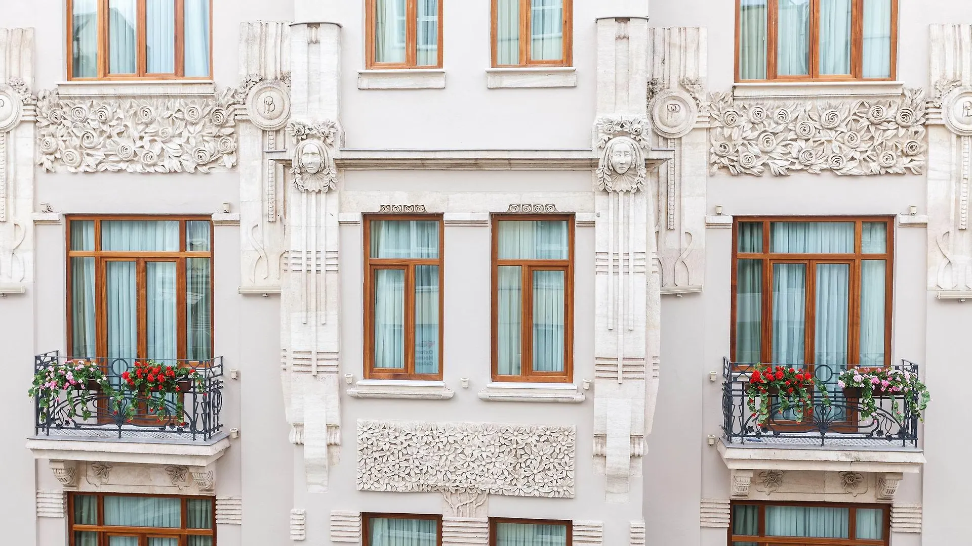 Hotel Pera Parma İstanbul